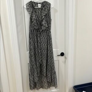 Black and White Maxi Dress with Ruffled V-Neck